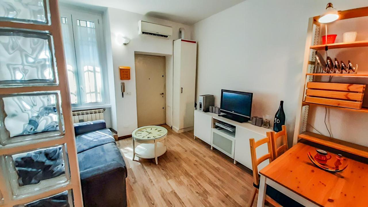 Altido Lovely 1-Br Flat With Easy Access To Centre Milaan Buitenkant foto